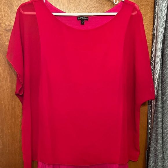 Express blouse  - Picture 1 of 3